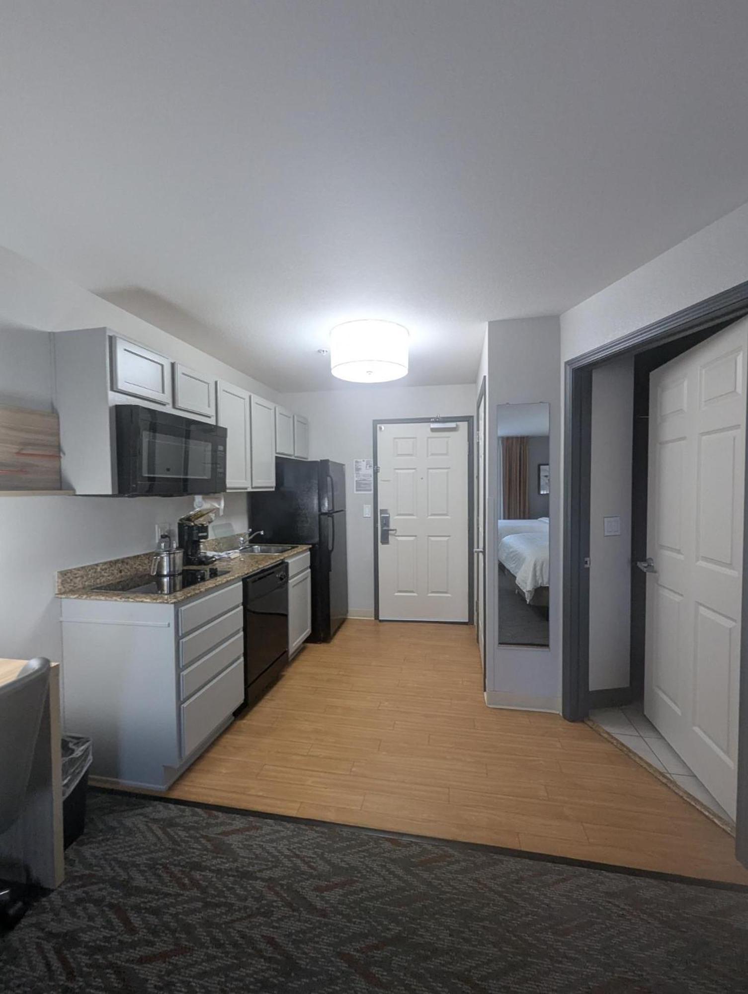 Candlewood Suites Loveland By Ihg Exterior photo